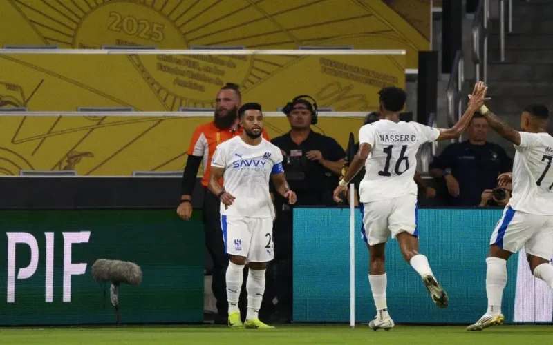 بث مباشر.. القناة الناقلة لمباراة الهلال وشباب الأهلي في دوري أبطال آسيا للنخبة